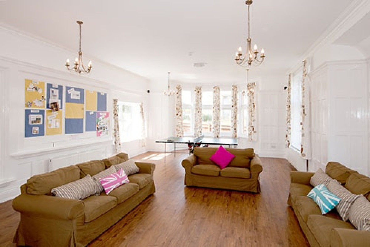 Folkestone - photo 7